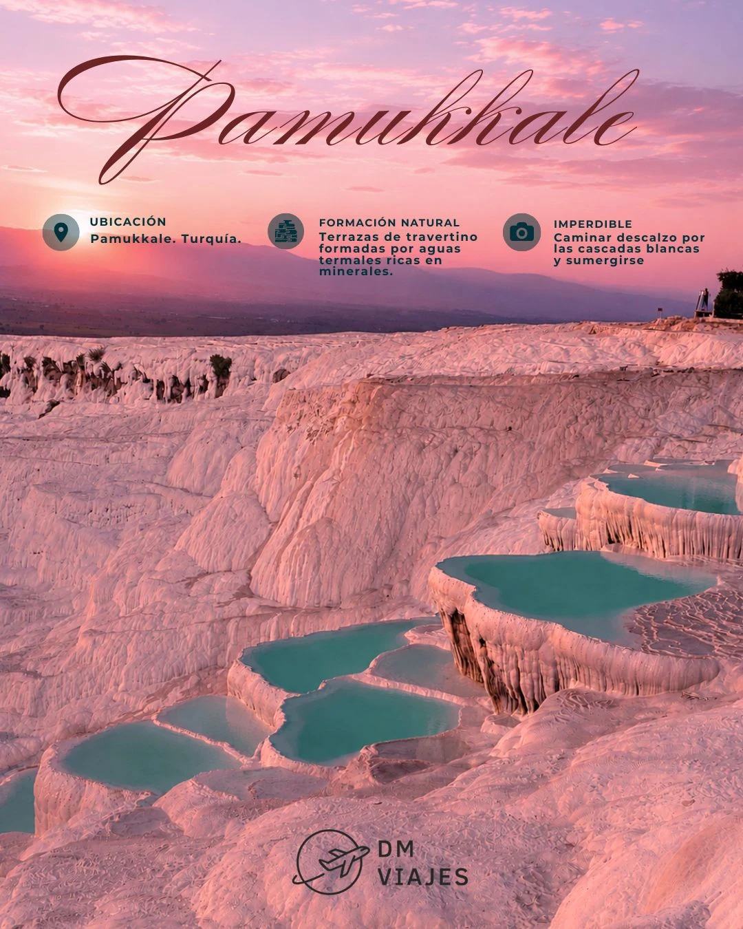 Tarjeta de Pamukkale con las terrazas blancas de travertino al atardecer